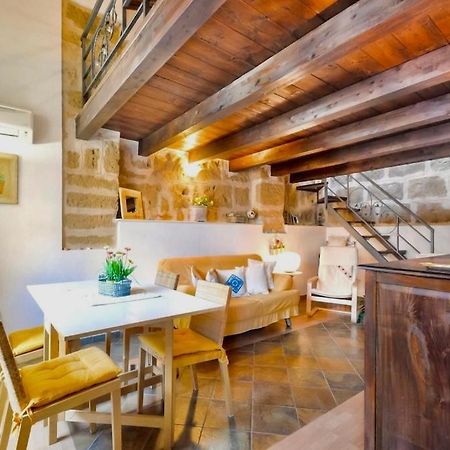 Alghero Old Town Apartment Steps To Sea And Scenic Ramparts Luaran gambar