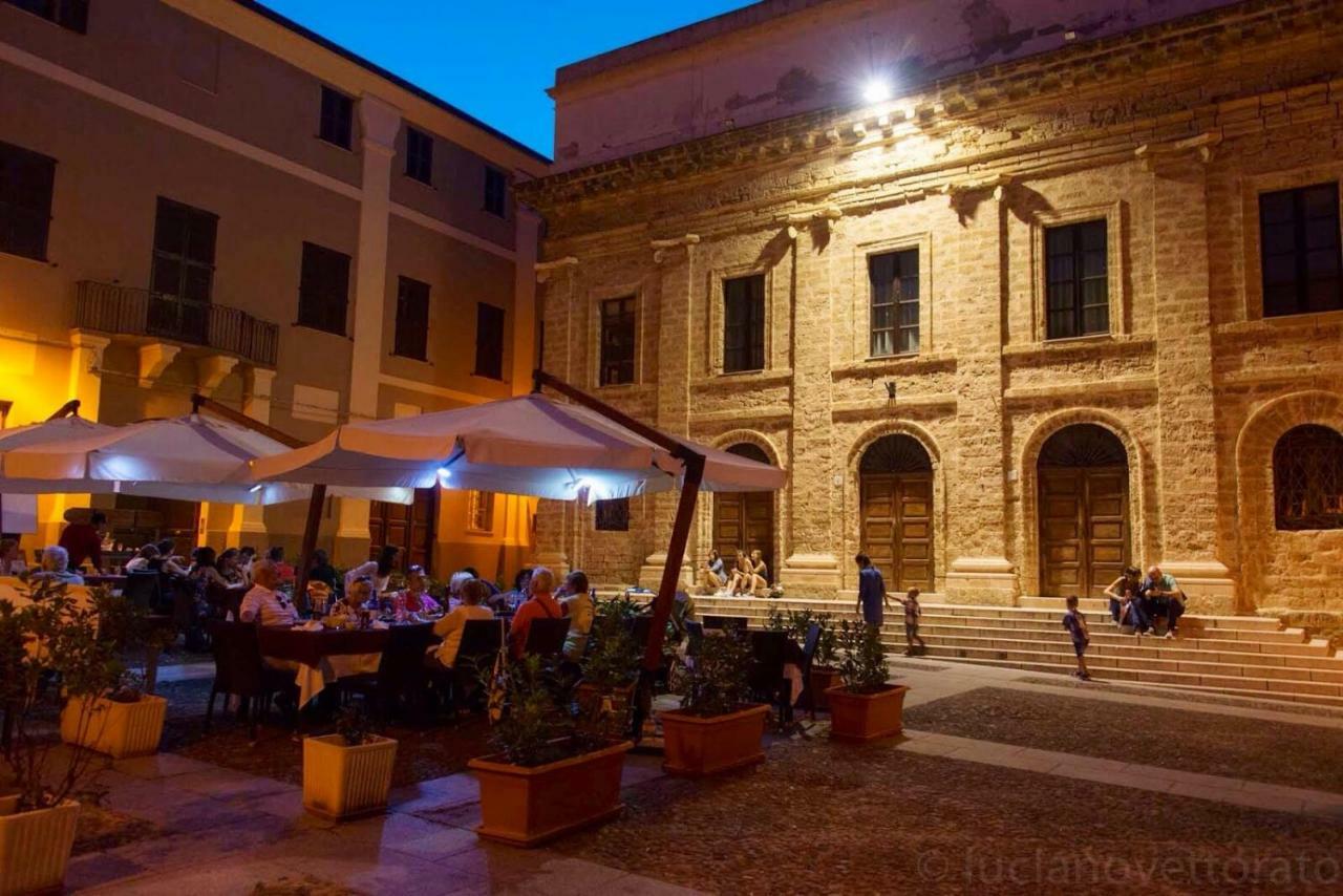 Alghero Old Town Apartment Steps To Sea And Scenic Ramparts Luaran gambar