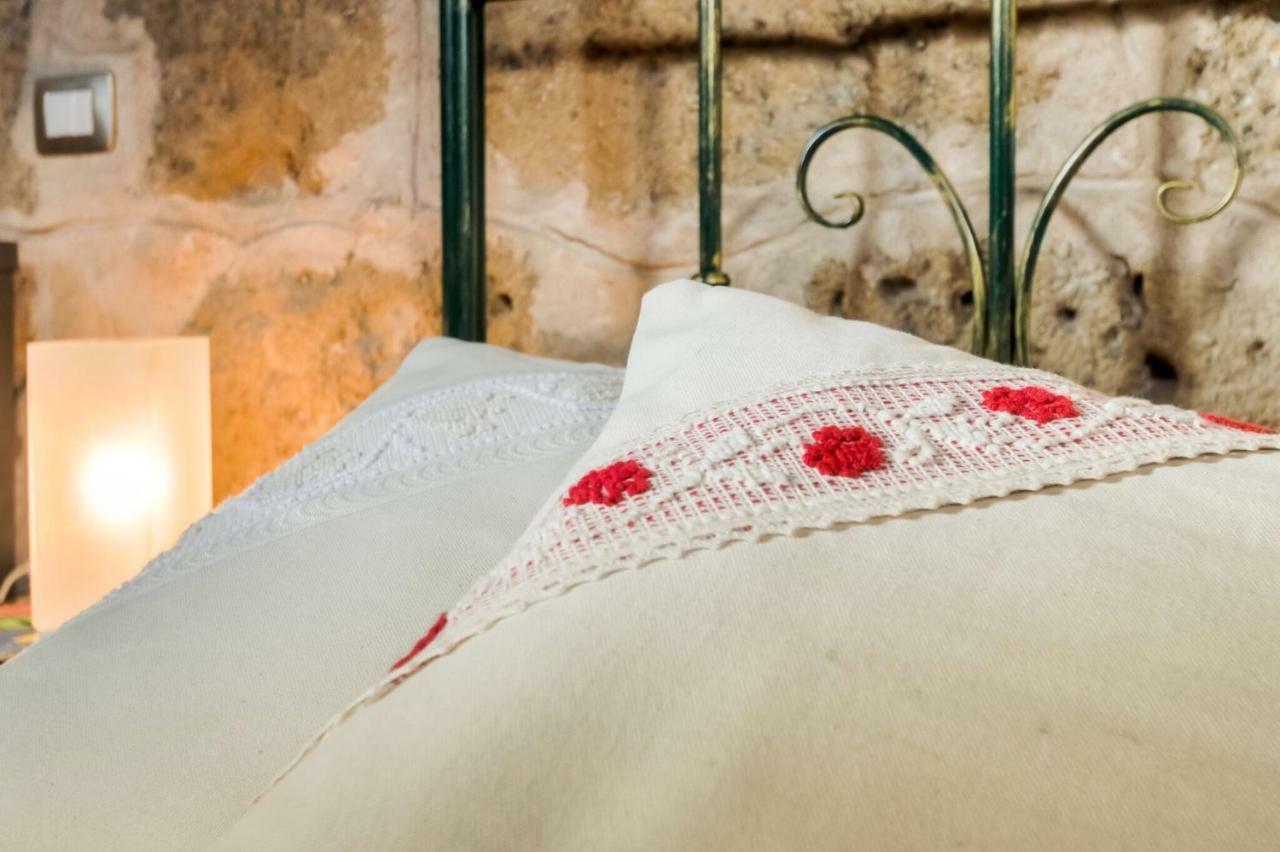 Alghero Old Town Apartment Steps To Sea And Scenic Ramparts Luaran gambar