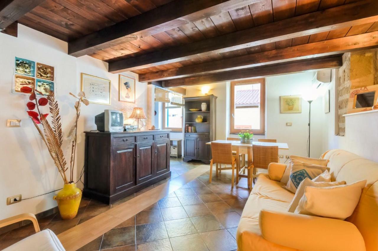Alghero Old Town Apartment Steps To Sea And Scenic Ramparts Luaran gambar